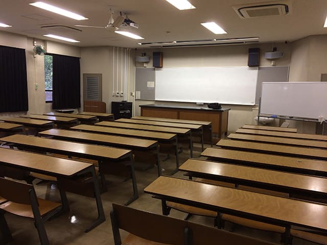大学の教室
